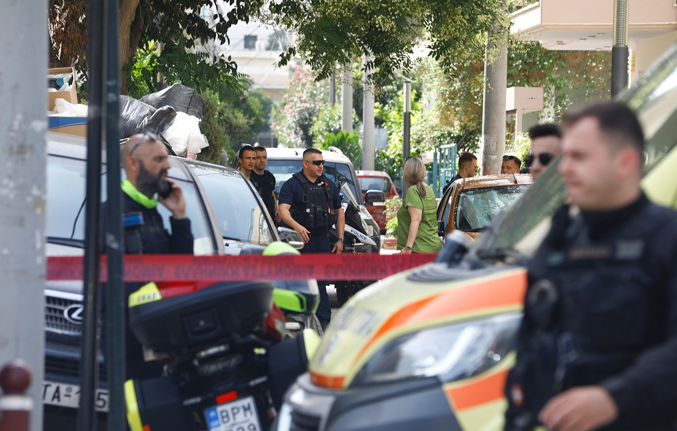 Θρίλερ με την εκτέλεση άνδρα μέσα σε αυτοκίνητο στο Ψυχικό Θρίλερ με την εκτέλεση άνδρα μέσα σε αυτοκίνητο στο Ψυχικό