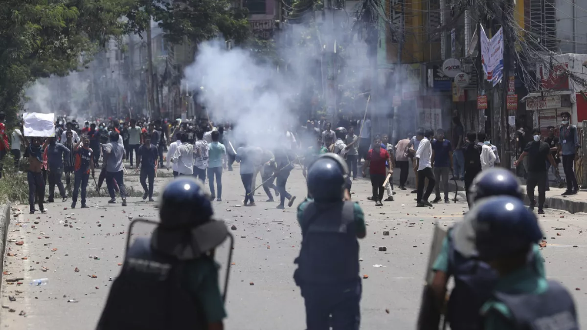 Μπαγκλαντές: Στους 105 οι νεκροί από τις ταραχές στη χώρα &#8211; Διαδηλωτές εισέβαλαν σε φυλακή και απελευθέρωσαν κρατουμένους