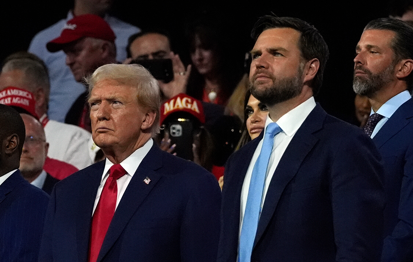 Ντόναλντ Τραμπ - Τζέι Ντι Βανς Ντόναλντ Τραμπ - Τζέι Ντι Βανς