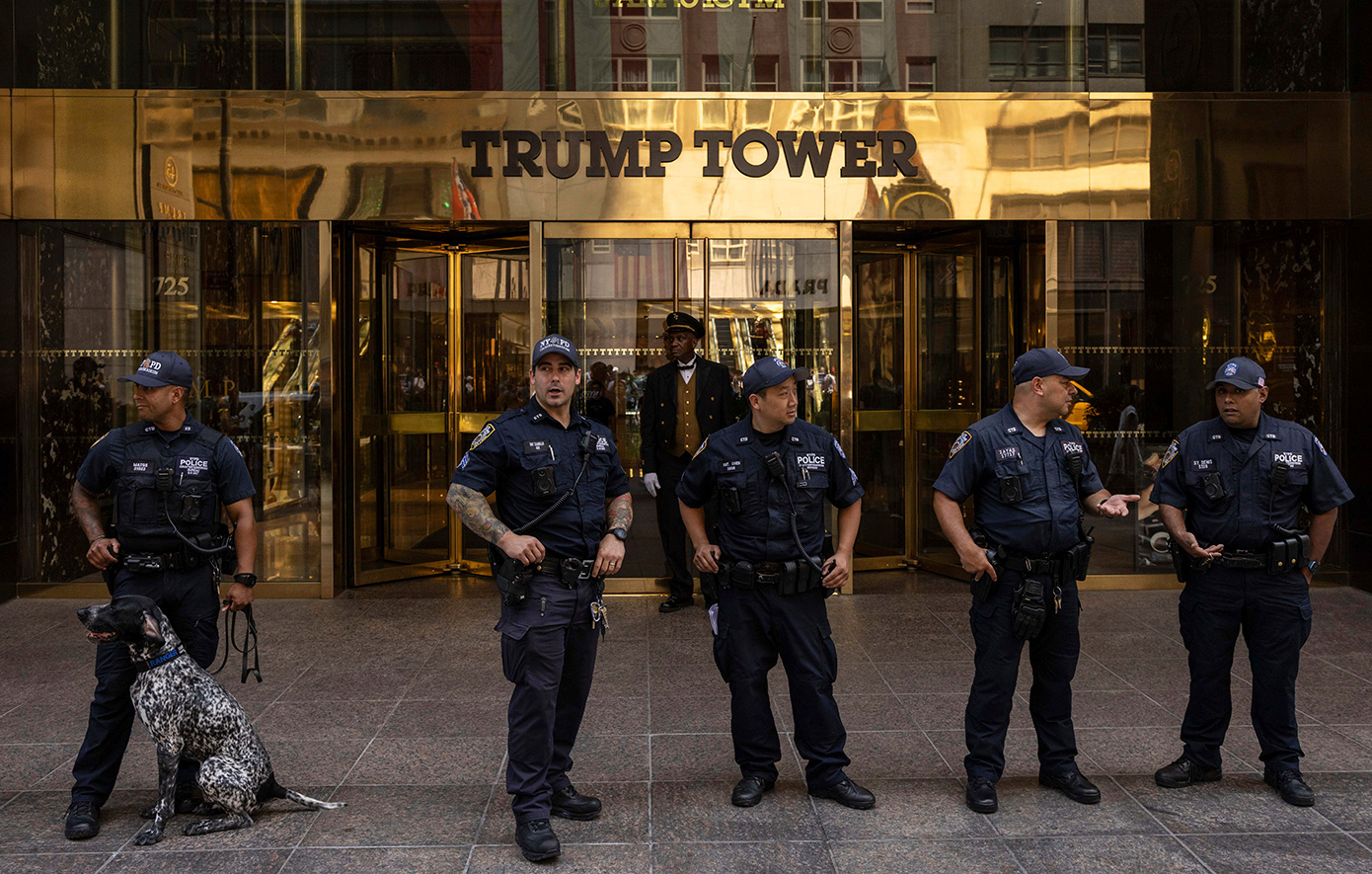 Αυξήθηκαν τα μέτρα ασφαλείας στον «Πύργο του Τραμπ» στη Νέα Υόρκη μετά την απόπειρα δολοφονίας σε βάρος του