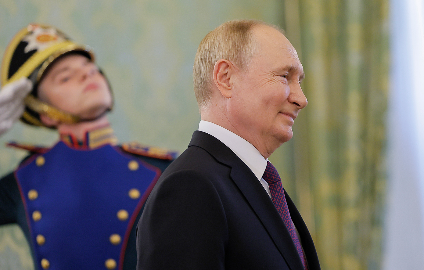 Ρωσία: Ο Πούτιν έδωσε χάρη με διάταγμα σε 13 κρατουμένους &#8211; Το «ευχαριστώ» του Κρεμλίνου