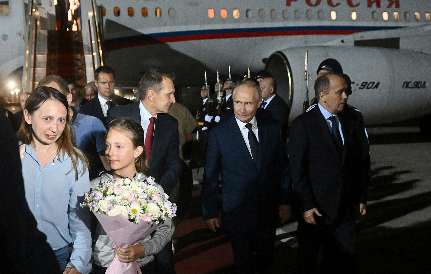 Γιατί ο Βλαντίμιρ Πούτιν νιώθει κερδισμένος μετά την ανταλλαγή κρατουμένων Ρωσίας και Δύσης