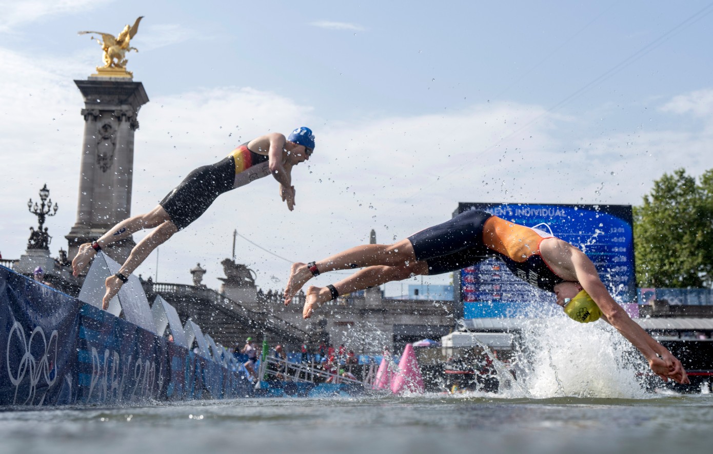 Ολυμπιακοί Αγώνες 2024: Ανησυχεί αθλήτρια που κολύμπησε στον Σηκουάνα &#8211; «Είδα πράγματα που δεν πρέπει να σκεφτόμαστε»