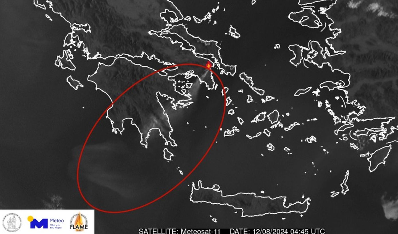 Φωτιά στην Αττική: O καπνός από την πυρκαγιά έχει ήδη διανύσει 300 χιλιόμετρα