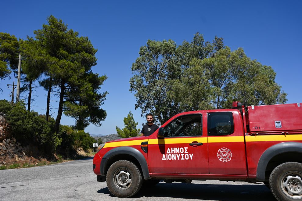 Δήμαρχος Διονύσου για φωτιά: Ο δήμος μας βρίσκεται σε κατάσταση εκτάκτου ανάγκης &#8211; Οι πολίτες να ακολουθούν πιστά τις οδηγίες