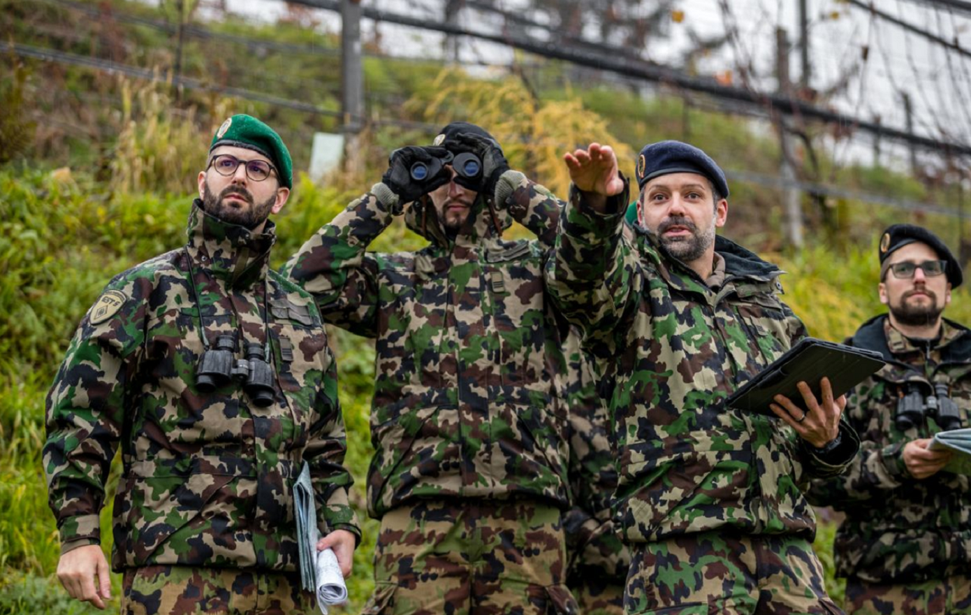 Η Ελβετία εξετάζει να εγκαταλείψει την ουδετερότητα για χάρη του Πούτιν και του εμπορίου όπλων