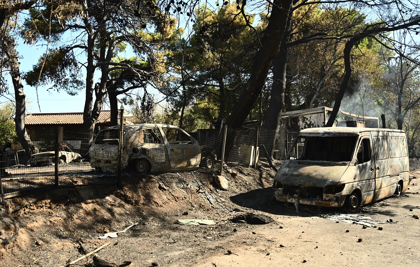 Πόλεμος Νέας Δημοκρατίας και Χάρη Δούκα για τις φωτιές στην Αττική: «Μάζεψε κανένα σκουπίδι» &#8211; «Δεν χωρούν πια δικαιολογίες»