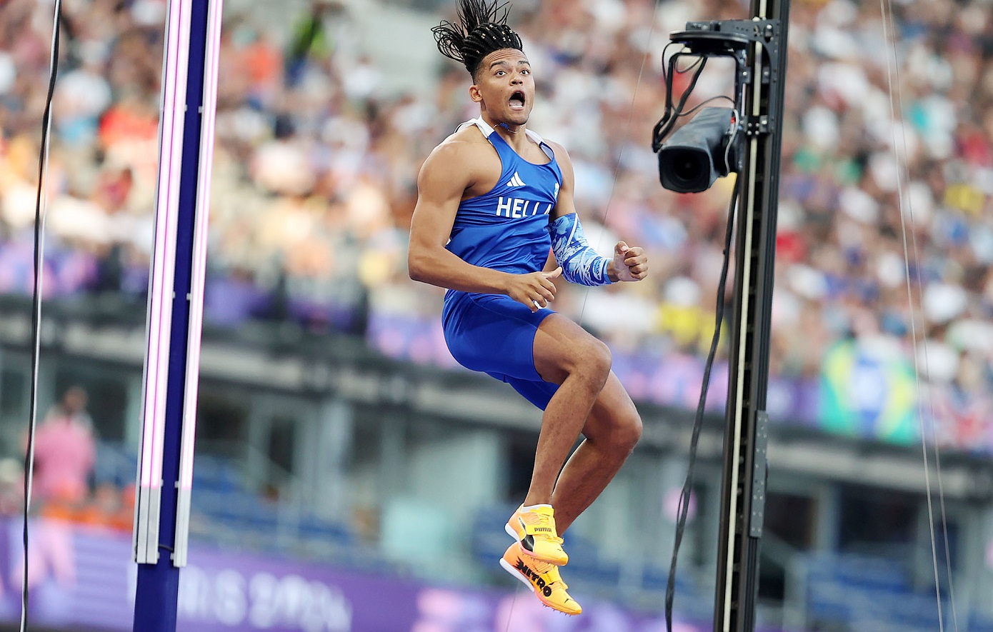 Ολυμπιακοί Αγώνες: Εξασφάλισε μετάλλιο ο Εμμανουήλ Καραλής &#8211; Συνεχίζεται ο τελικός του επί κοντώ