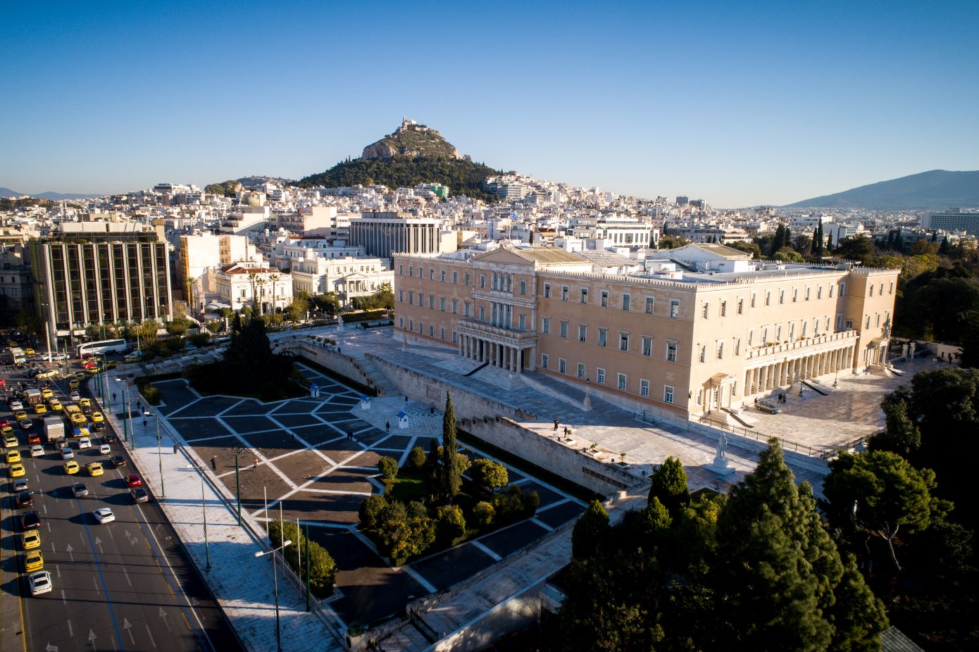 Στη Βουλή η δικογραφία για την υπόθεση της αναβάθμισης των πέντε αεροσκαφών P-3B Orion του Πολεμικού Ναυτικού