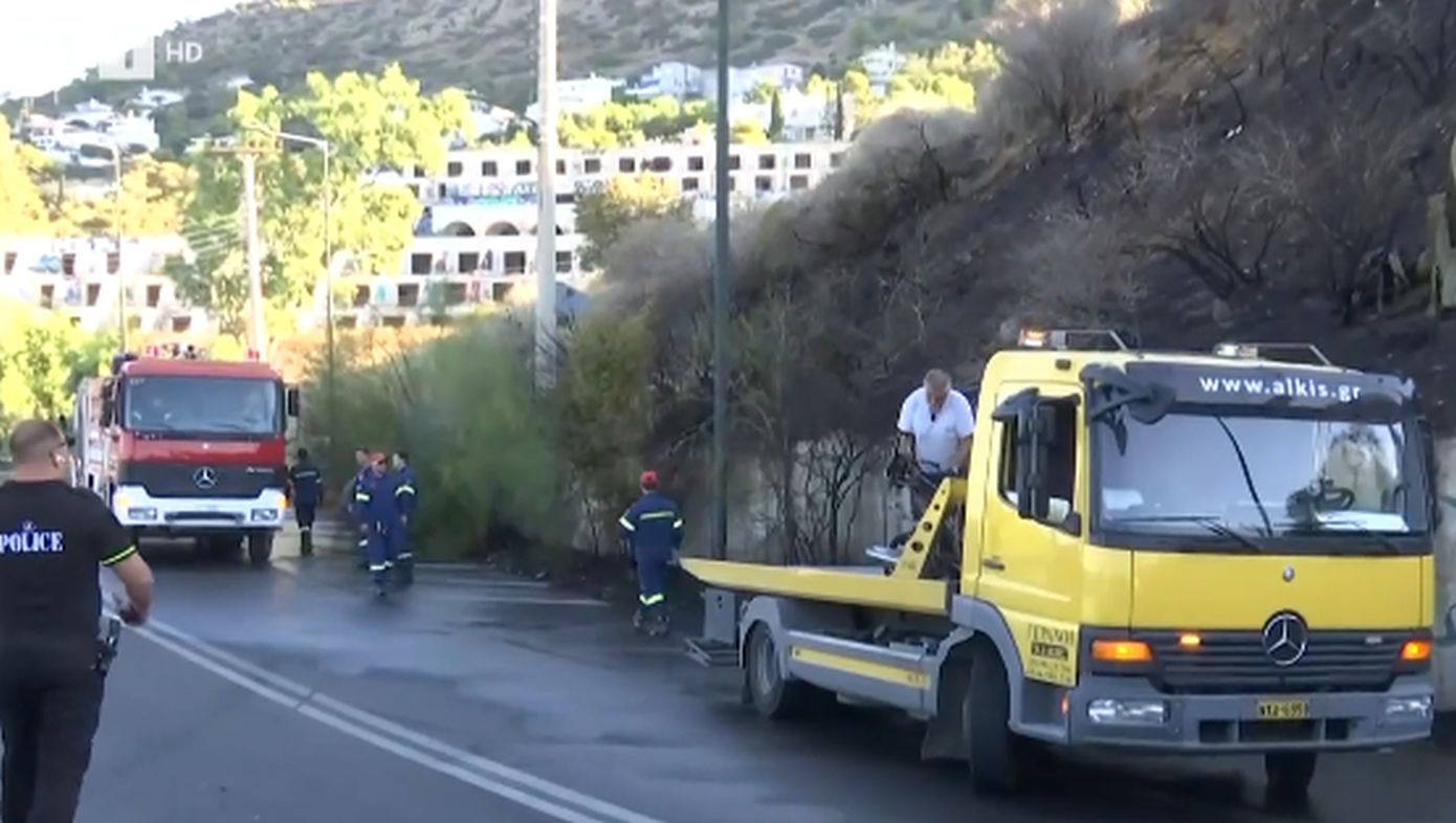 Νεκρός ο οδηγός μηχανής από τη σφοδρή σύγκρουση στη Λεωφόρο Αθηνών-Σουνίου