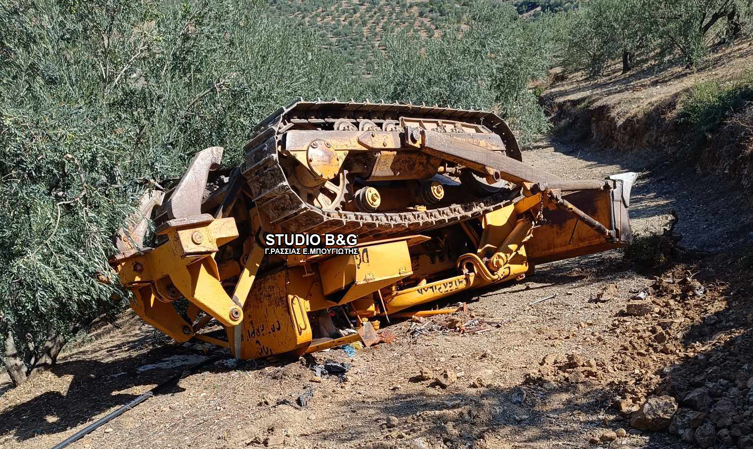 Τραγωδία στην Αργολίδα από ανατροπή χωματουργικού μηχανήματος &#8211; Νεκρός ο χειριστής