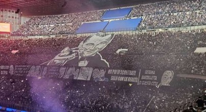 Το coreo των ultras της Μίλαν για αυτούς της Ιντερ: «Αιώνιο ανέκδοτο της πόλης»