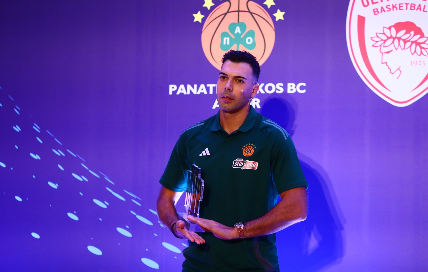 MVP της Basket League ο Σλούκας: Εκπληκτική σεζόν, εύχομαι το ίδιο και φέτος