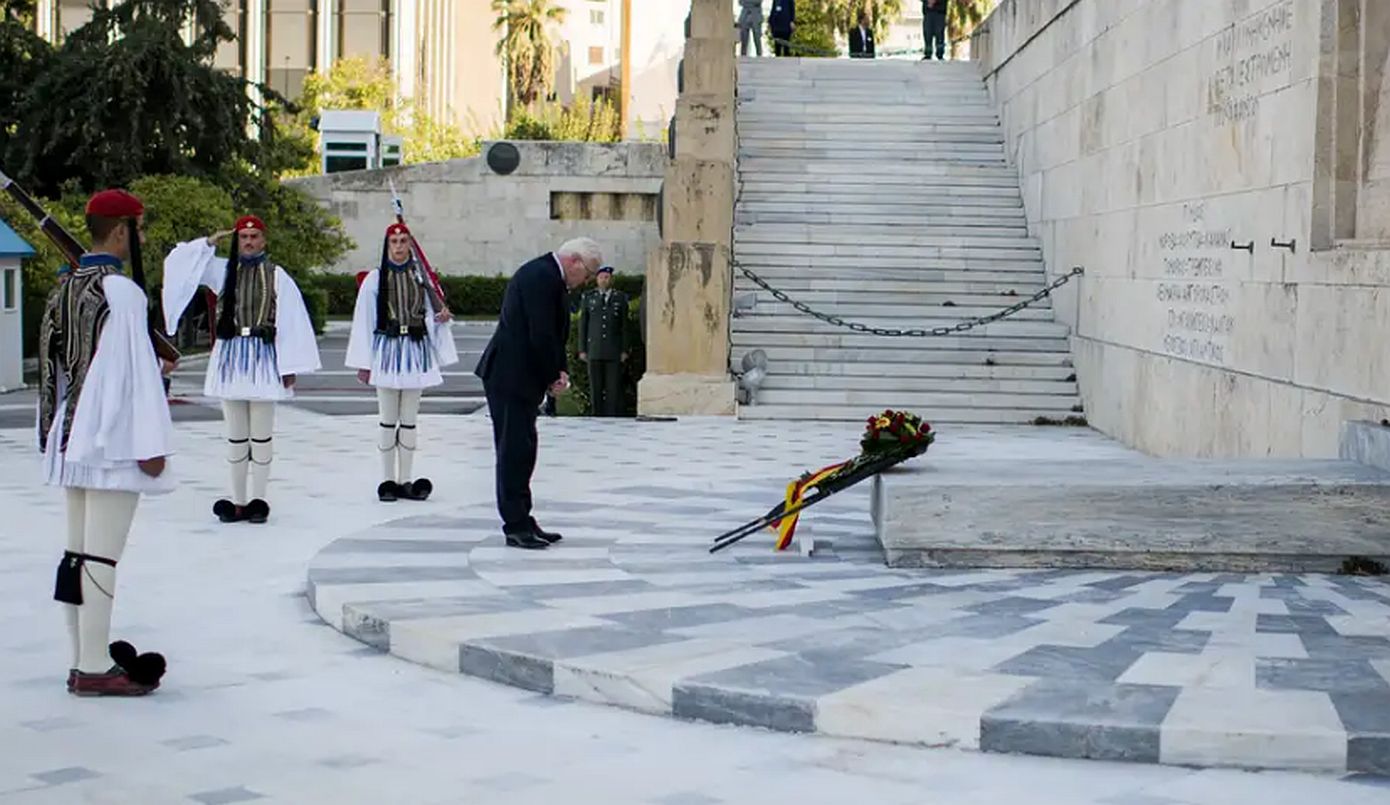 «Ο Σταϊνμάιερ θυμάται τα θύματα του Εθνικοσοσιαλισμού» &#8211; Τα γερμανικά ΜΜΕ για την επίσκεψή του στην Ελλάδα