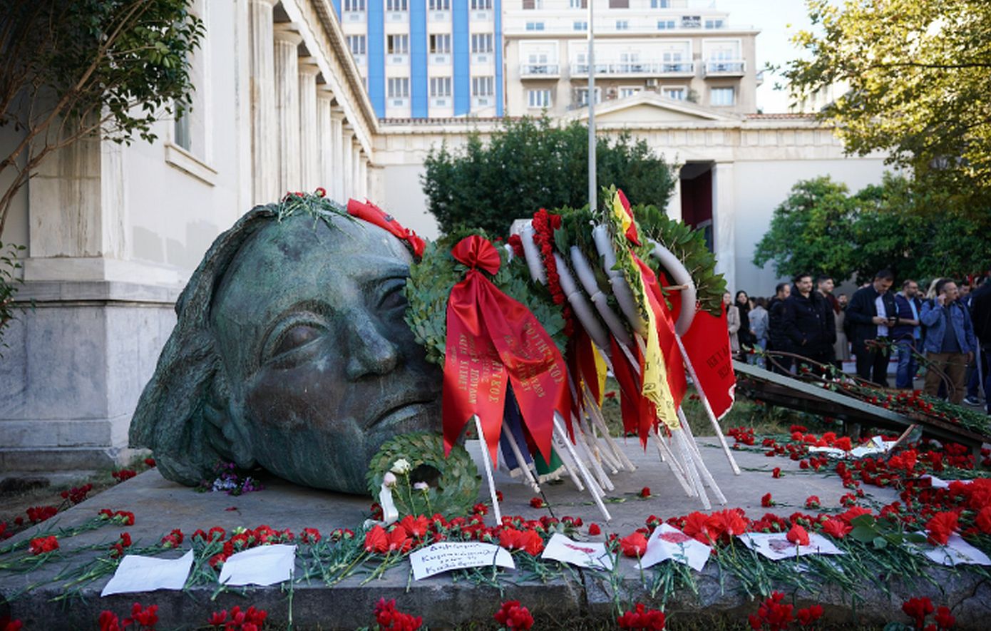 Δρακόντεια μέτρα ασφαλείας για την 51η επέτειο του Πολυτεχνείου &#8211; 5.500 αστυνομικοί, drones και ελικόπτερα σε επιφυλακή