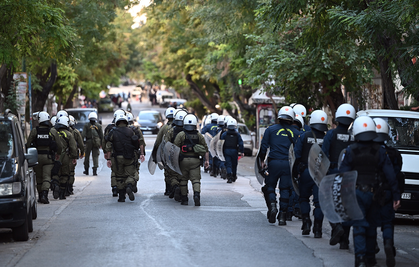 Φρούριο η Αθήνα ενόψει Πολυτεχνείου &#8211; Στους δρόμους τουλάχιστον 5.000 αστυνομικοί