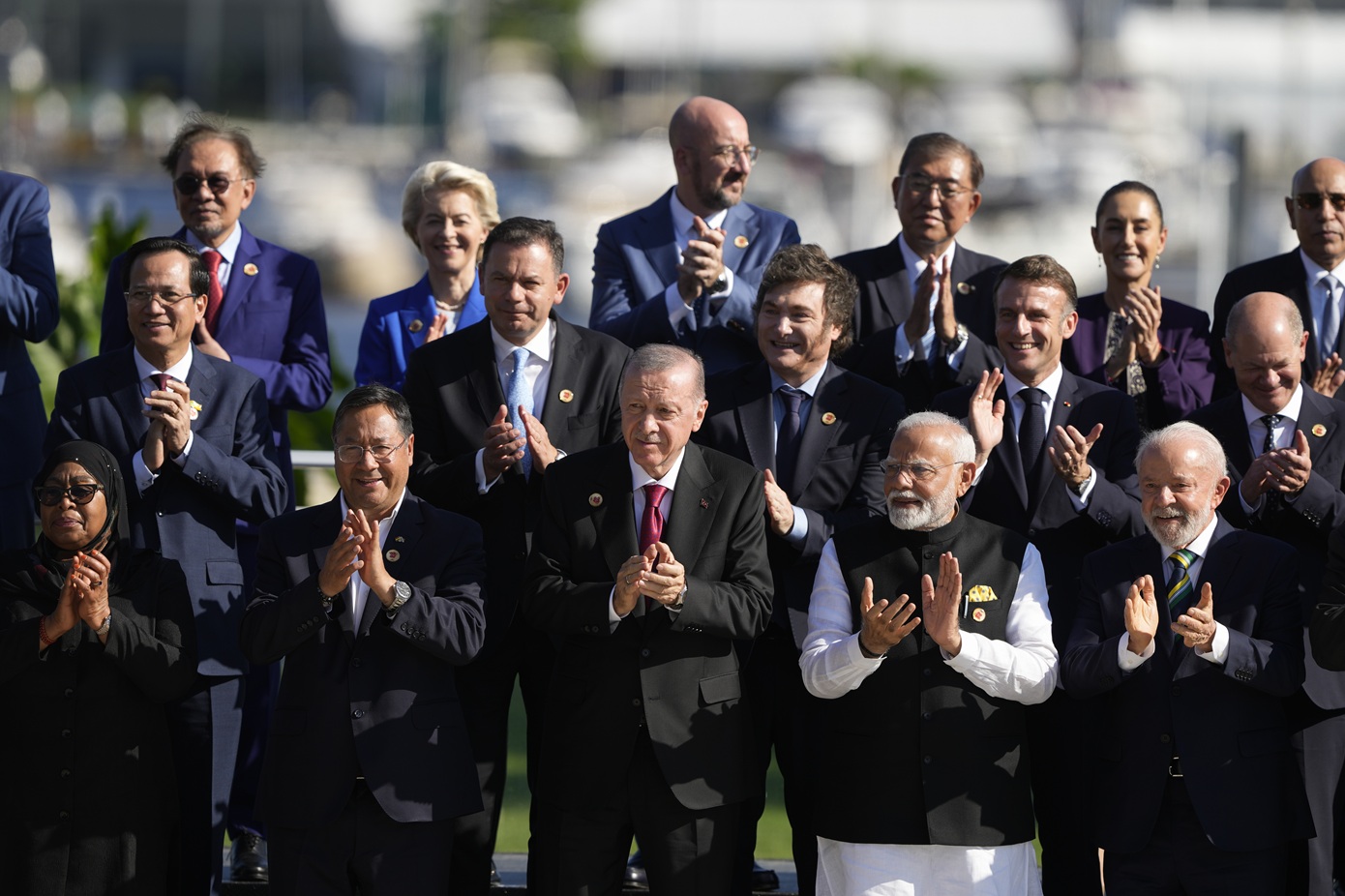 Οι ηγέτες της G20 συμφωνούν σε μέτρα για την φορολόγηση των μεγάλων περιουσιών