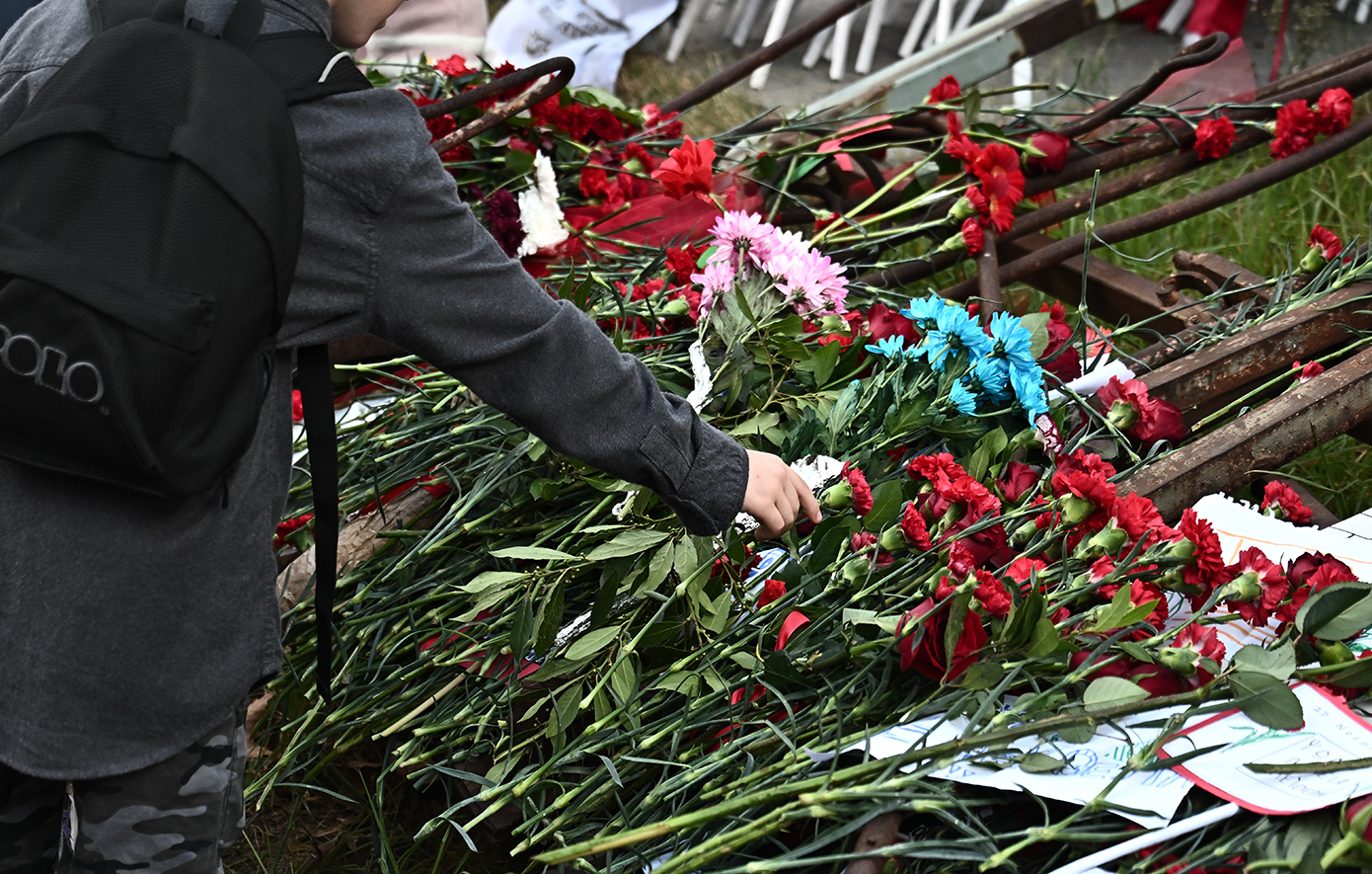 ΣΥΡΙΖΑ: Πενήντα ένα χρόνια μετά, η φλόγα της μεγάλης εξέγερσης του Πολυτεχνείου είναι ζωντανή