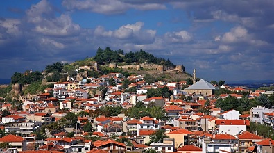 Έτσι είναι η ζωή στην πόλη που απέχει μόλις 2.000 μέτρα από την Τουρκία