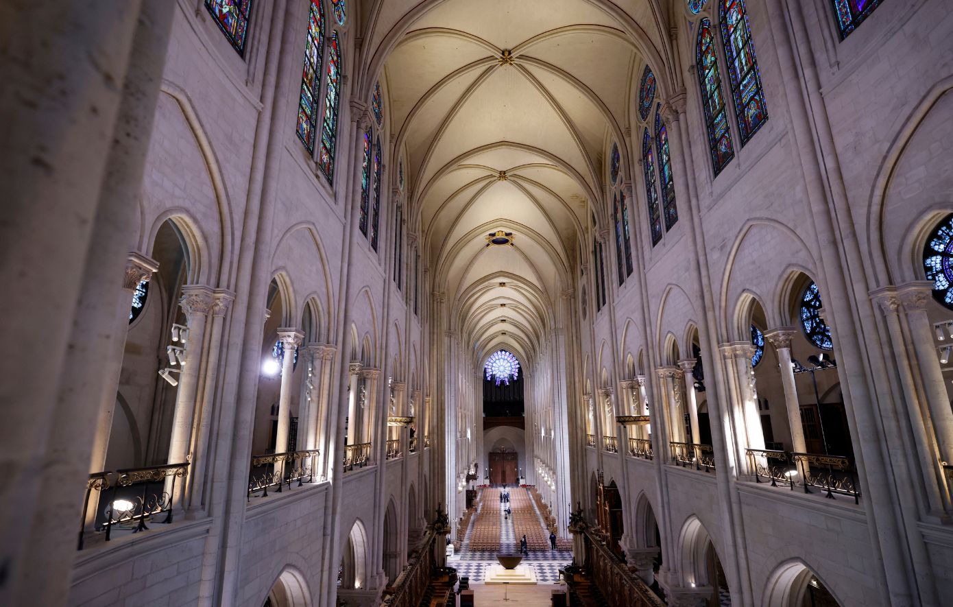 Παναγία των Παρισίων Παναγία των Παρισίων