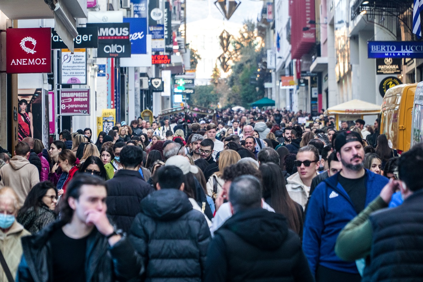 Ανοικτά, αύριο Κυριακή, τα εμπορικά καταστήματα &#8211; Τι ισχύει για σούπερ μάρκετ και malls