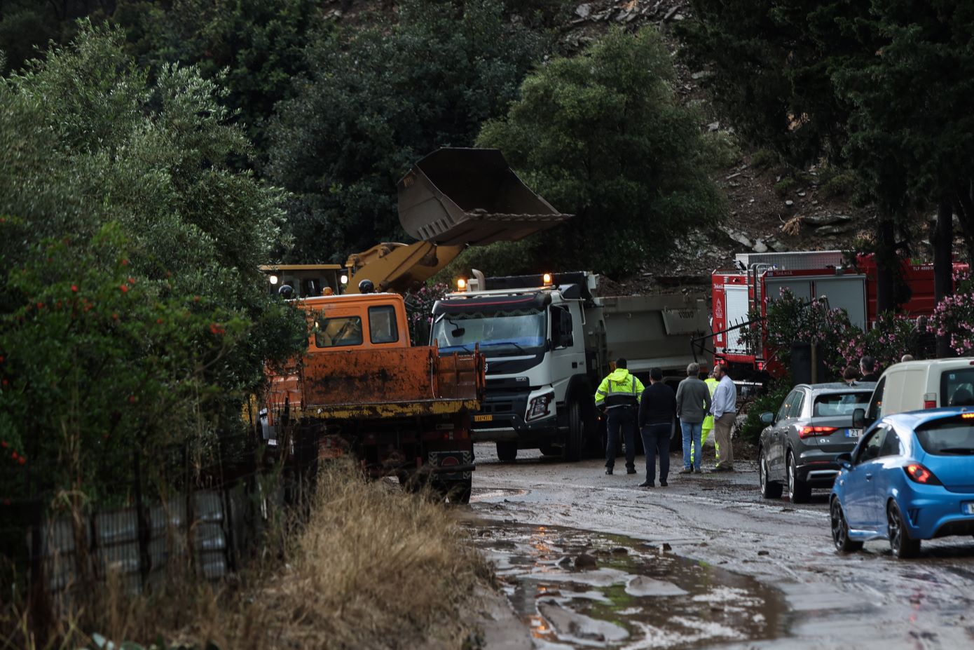 Με προσοχή και χαμηλές ταχύτητες η κυκλοφορία των οχημάτων στο οδικό δίκτυο της Αχαΐας και της Αιτωλοακαρνανίας