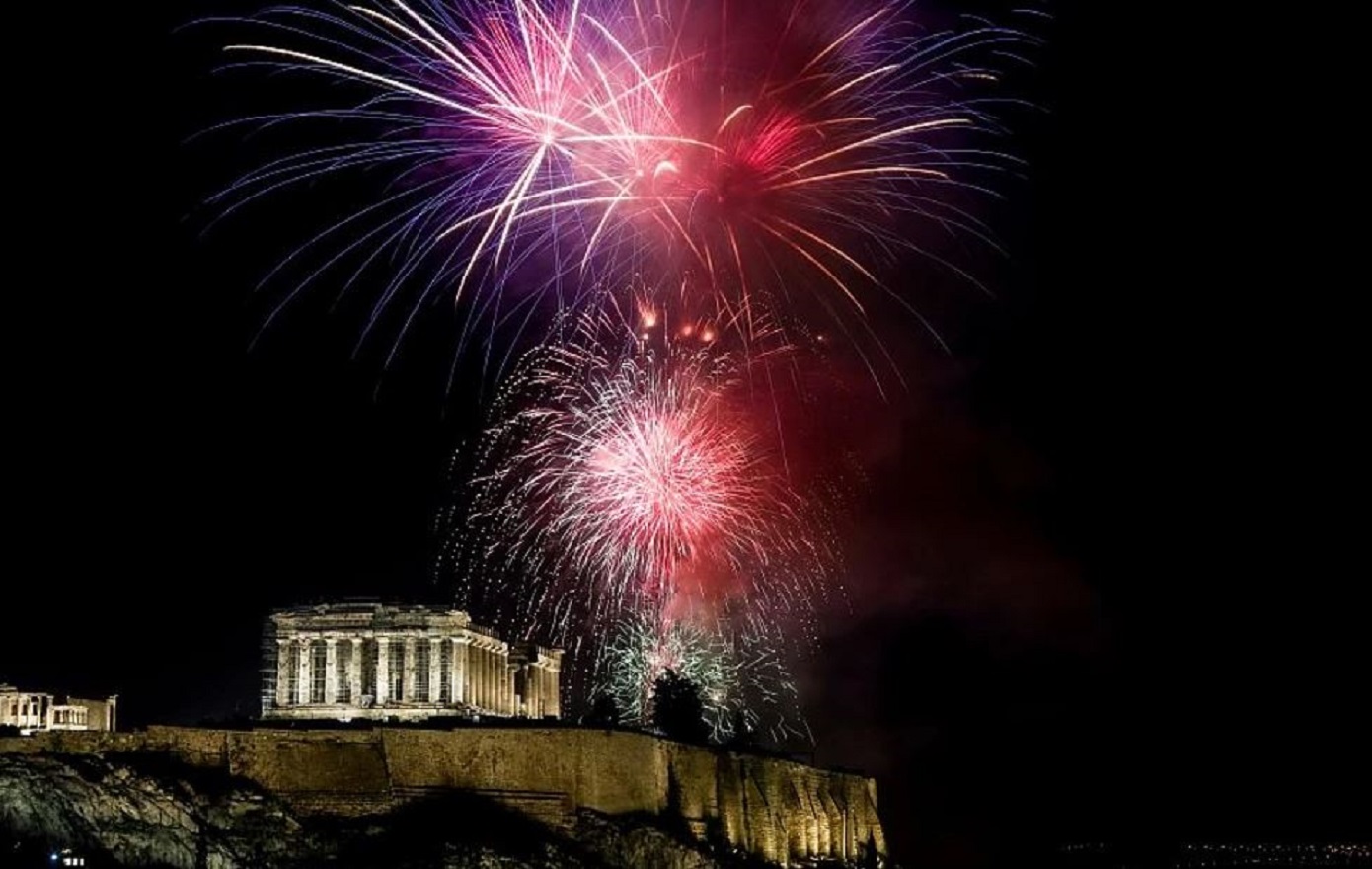 Σε Σύνταγμα και Πεδίον του Άρεως η υποδοχή του 2025