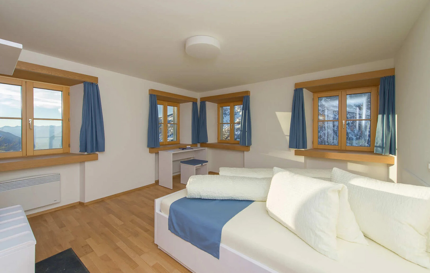 Ξενοδοχείο Alp Grüm, Ελβετία Ξενοδοχείο Alp Grüm, Ελβετία