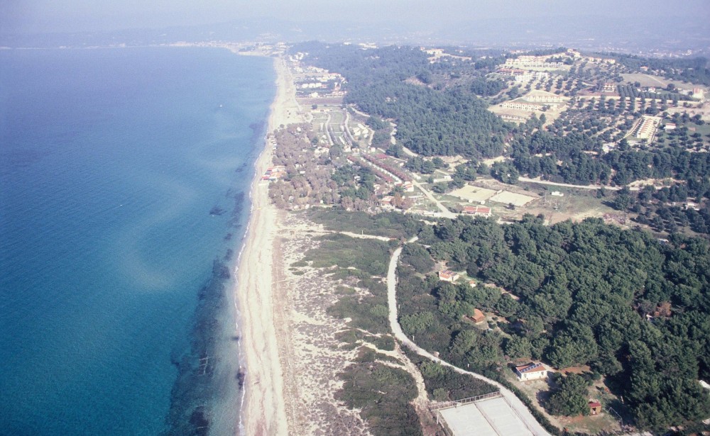 Προκήρυξη διαγωνισμού για την αξιοποίηση του «Ακτή και Camping Ποσειδίου Καλάνδρας» από το ΤΑΙΠΕΔ