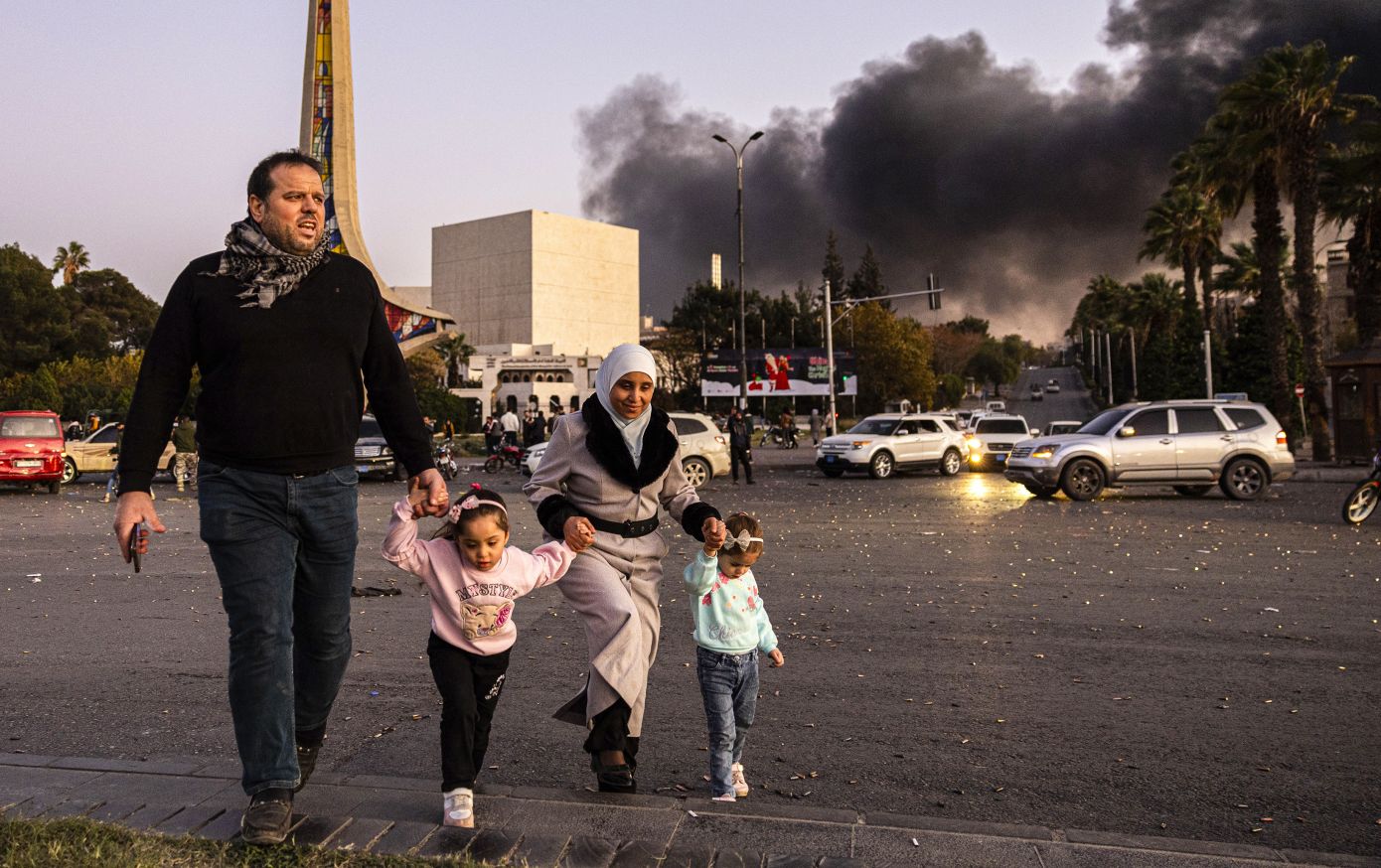 Ισχυρές εκρήξεις στη Δαμασκό &#8211; Το Ισραήλ κατέστρεψε τις σημαντικότερες εγκαταστάσεις του στρατού της Συρίας