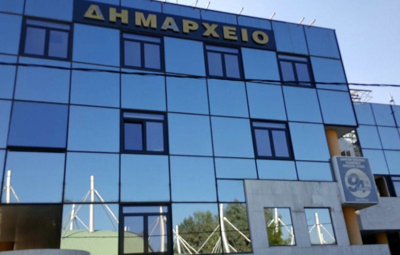 Παραιτήθηκε η αντιδήμαρχος στον Δήμο Ηρακλείου Αττικής για ομοφοβικό σχόλιο που αφορούσε τον Κασσελάκη