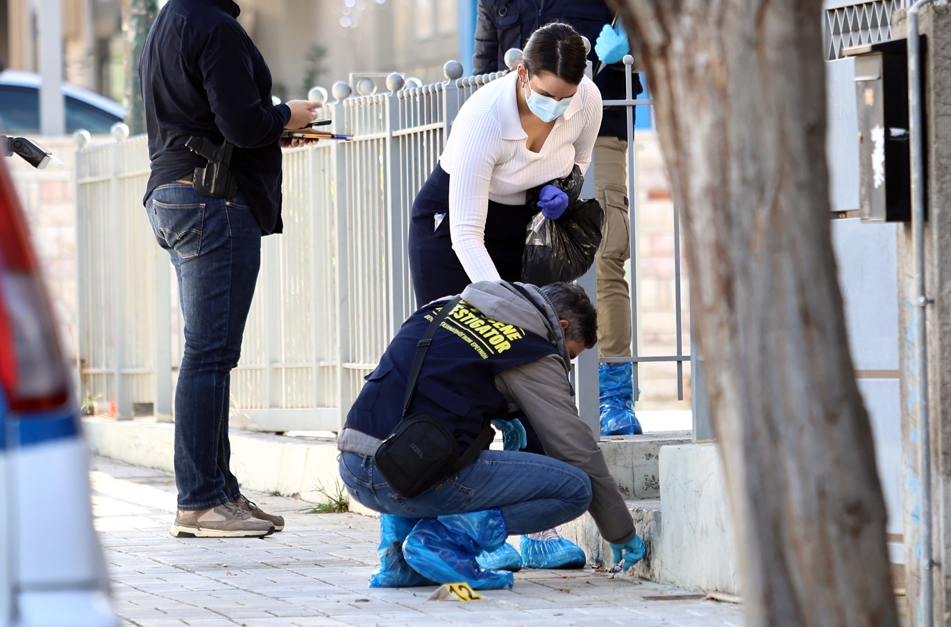 «Παναγία μου, χτύπησε το παιδί»: Ηχητικό ντοκουμέντο από τη στιγμή των πυροβολισμών δίπλα σε νηπιαγωγείο στη Γλυφάδα