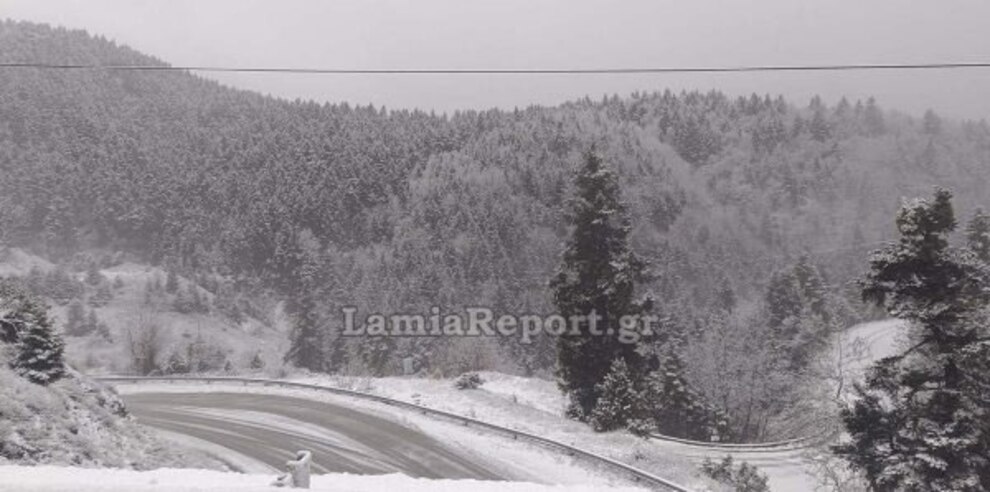 Στα λευκά ντύθηκαν τα ορεινά της Φθιώτιδας, της Φωκίδας και της Ευρυτανίας