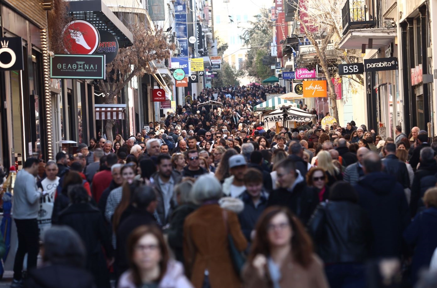 Η αγορά κερδίζει το στοίχημα των χειμερινών εκπτώσεων &#8211; Κορκίδης: Σε καλύτερα επίπεδα από πέρυσι ο τζίρος