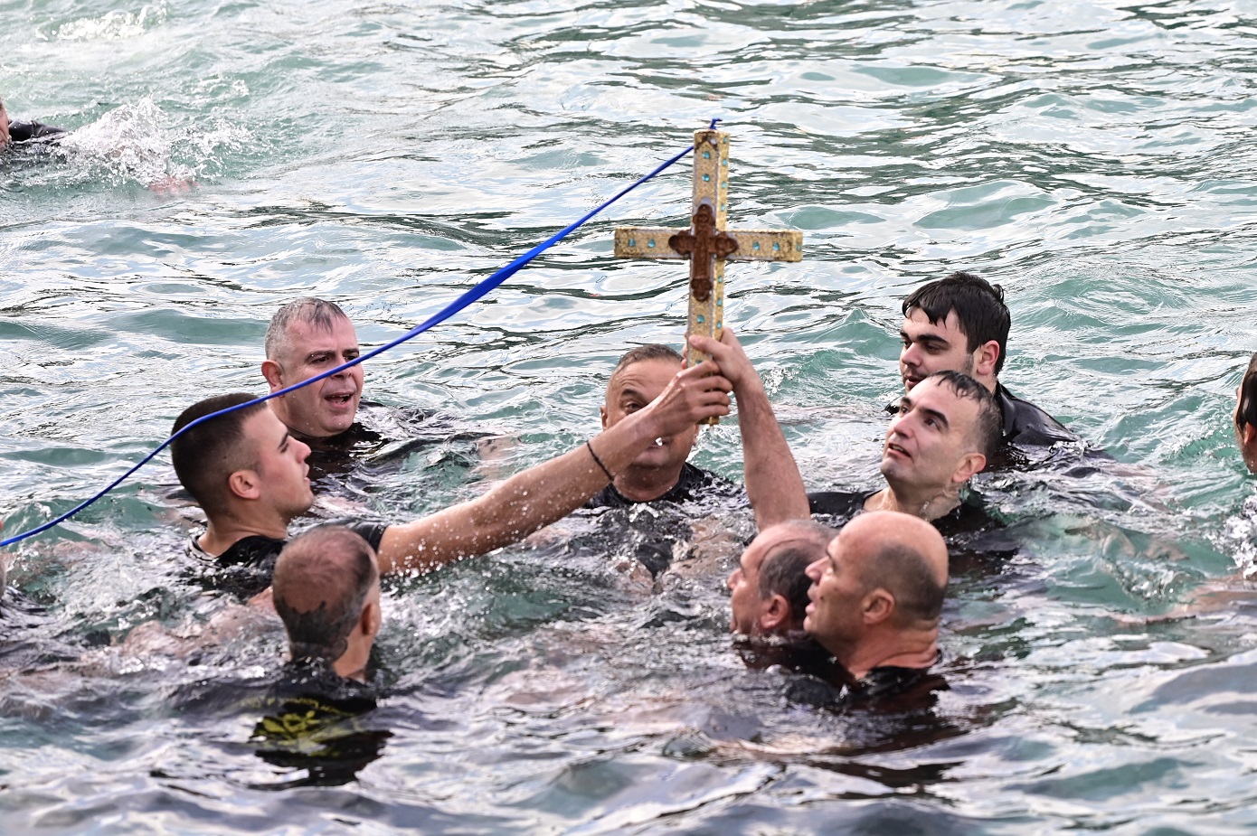 «Εν Ιορδάνη βαπτιζομένου σου Κύριε&#8230;» &#8211; Τα Θεοφάνεια, η μεγάλη γιορτή της Ορθοδοξίας, ο συμβολισμός της Βάπτισης και η Ιστορία