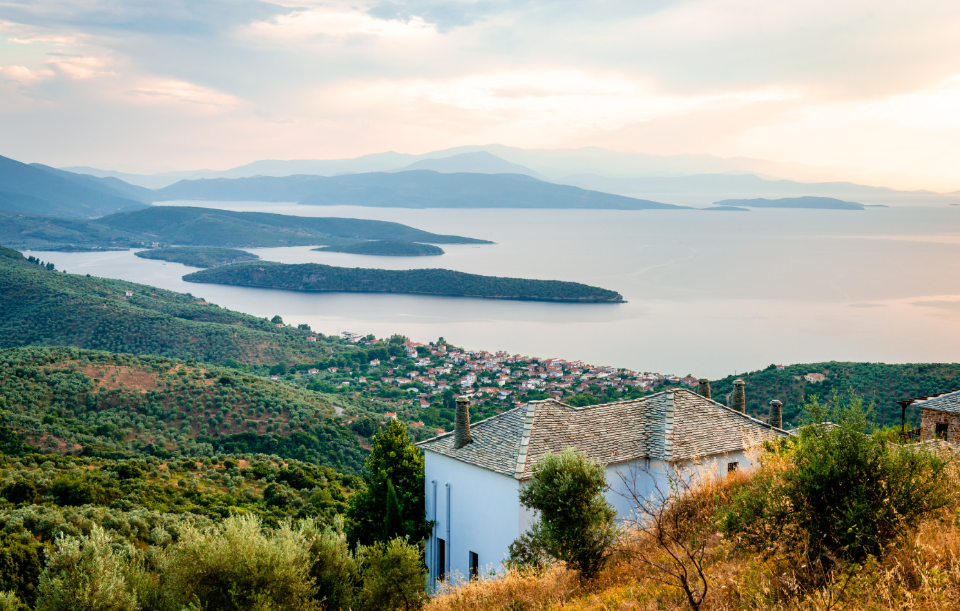 Πού θα περάσουν οι Έλληνες το τριήμερο της Καθαράς Δευτέρας