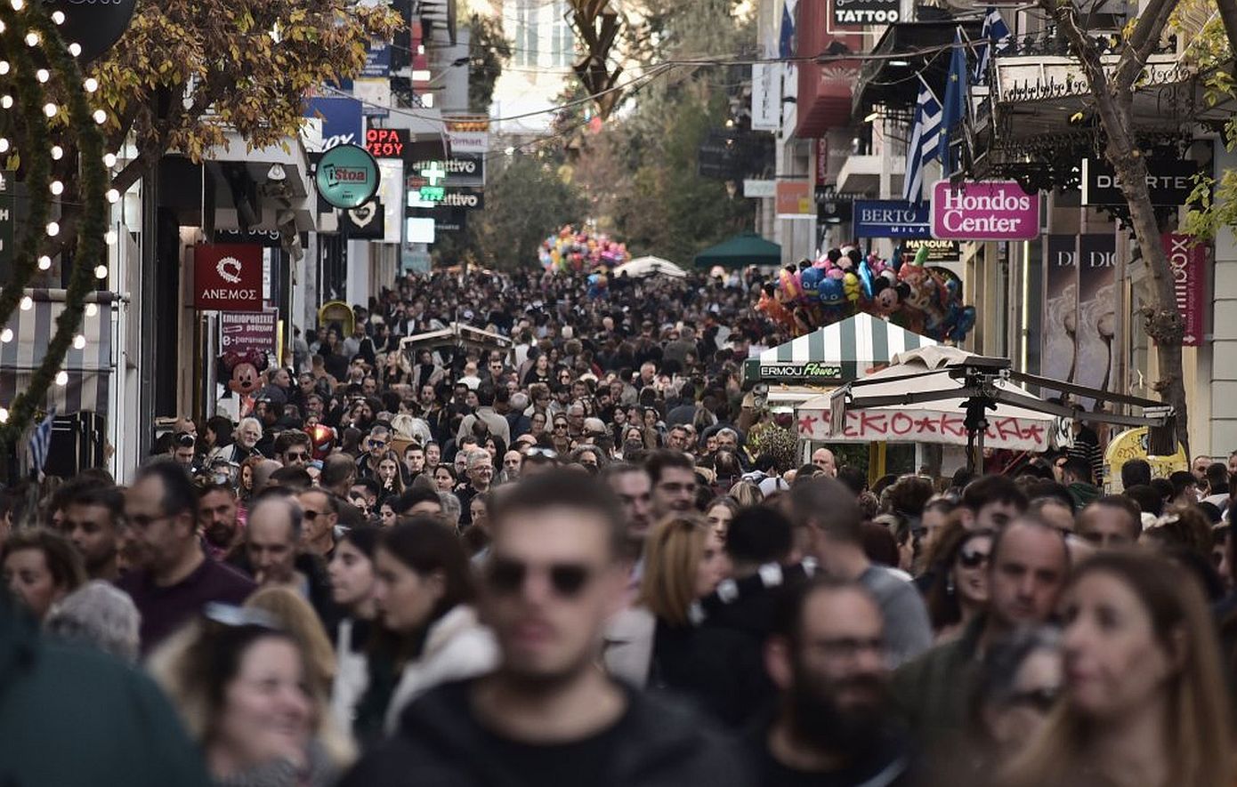 Νέες μειώσεις φόρων ζητούν οι 9 στους δέκα Έλληνες και νταμπλ σκορ ΝΔ-ΠΑΣΟΚ- Τι δείχνει δημοσκόπηση της Palmos Analysis