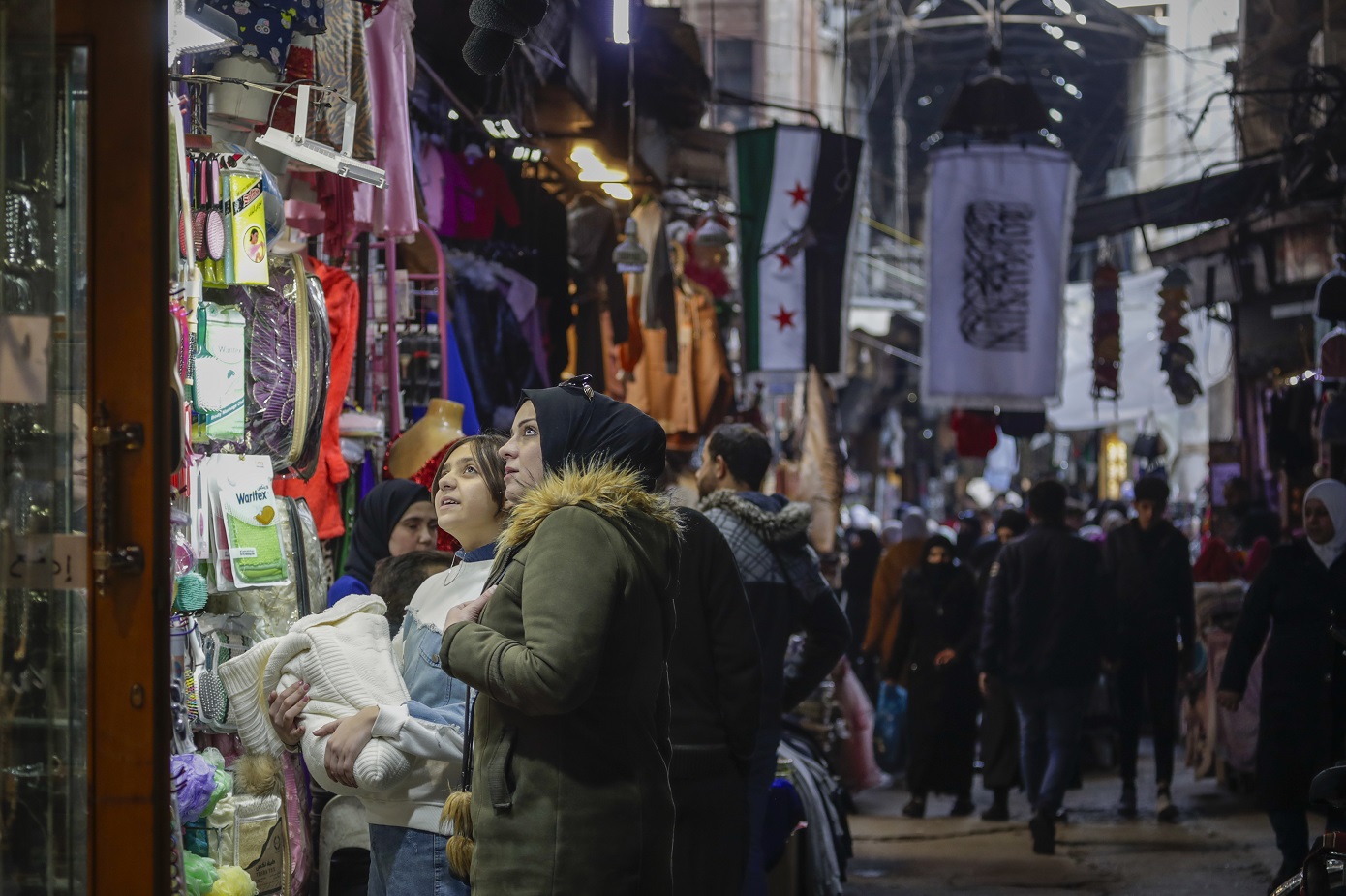 Σε έναν οδικό χάρτη για τη χαλάρωση των κυρώσεων της ΕΕ κατά της Συρίας συμφώνησαν οι υπουργοί Εξωτερικών των 27 της ΕΕ