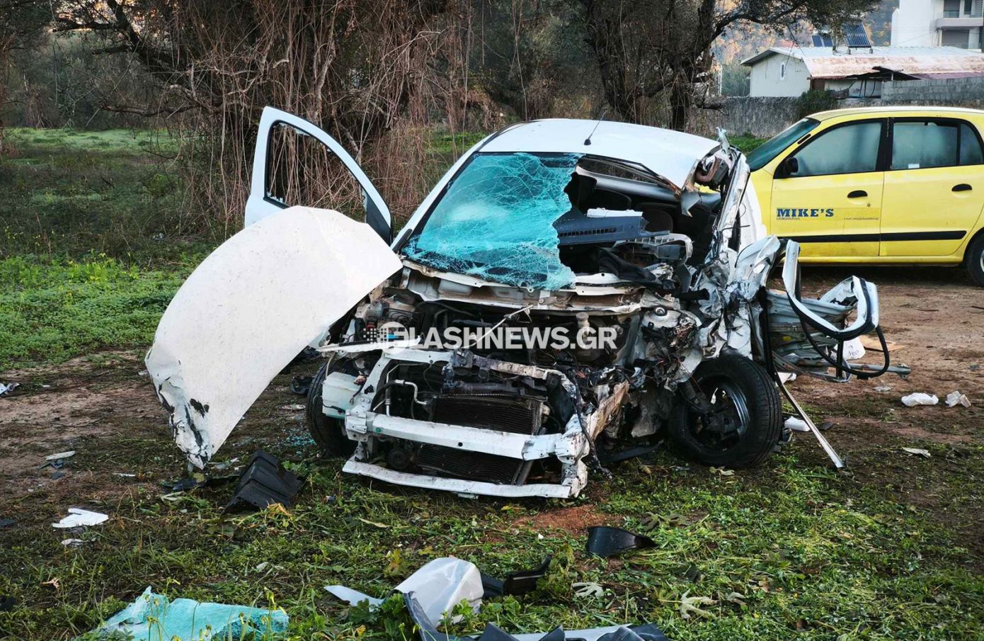 Νεκρός 22χρονος σε τροχαίο δυστύχημα στα Χανιά – Σοκαριστικές φωτογραφίες