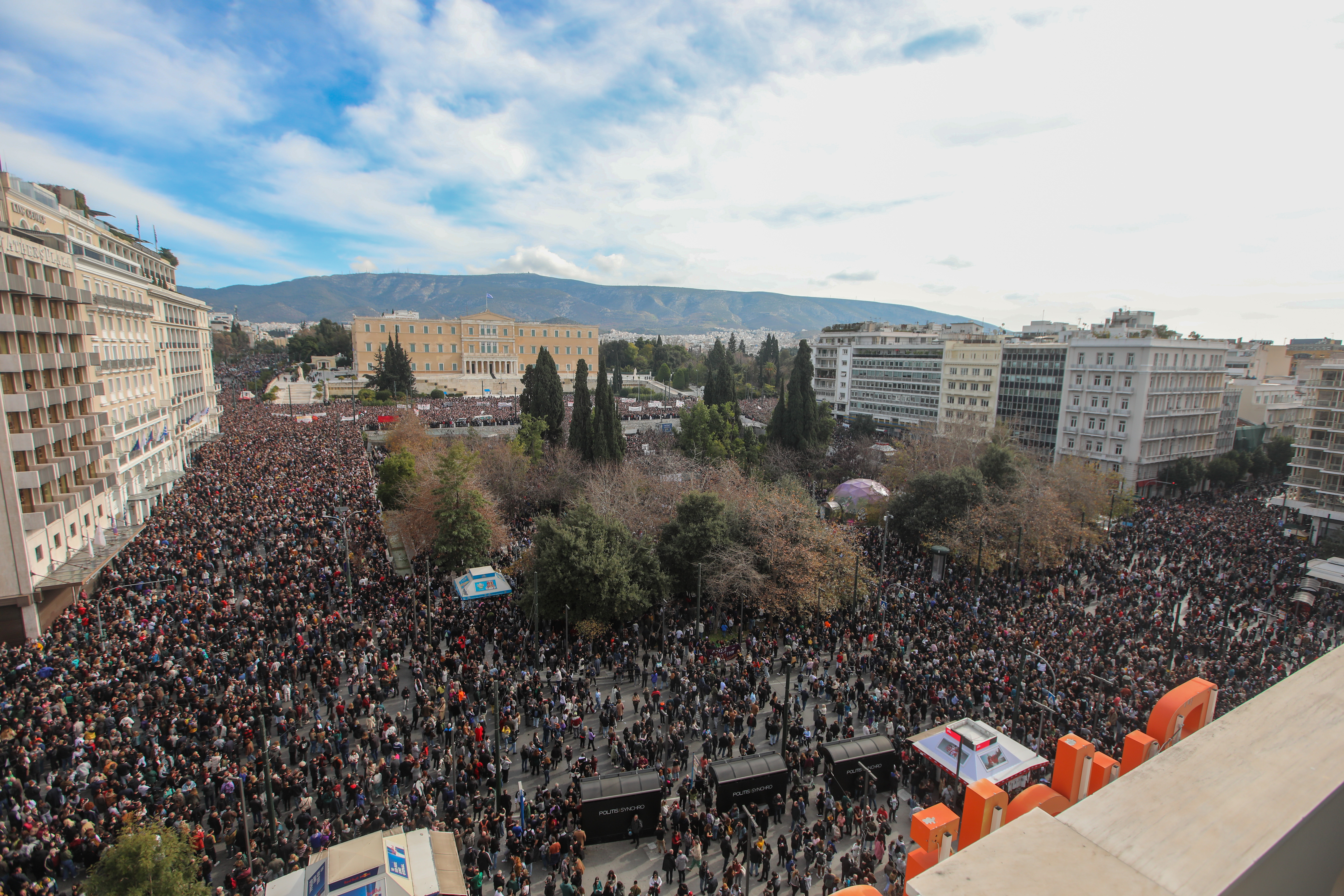 Με σύμμαχο τον καιρό οι διαδηλώσεις για τα Τέμπη την Παρασκευή &#8211; Η πρόβλεψη Τσατραφύλλια για τα μεγάλα αστικά κέντρα