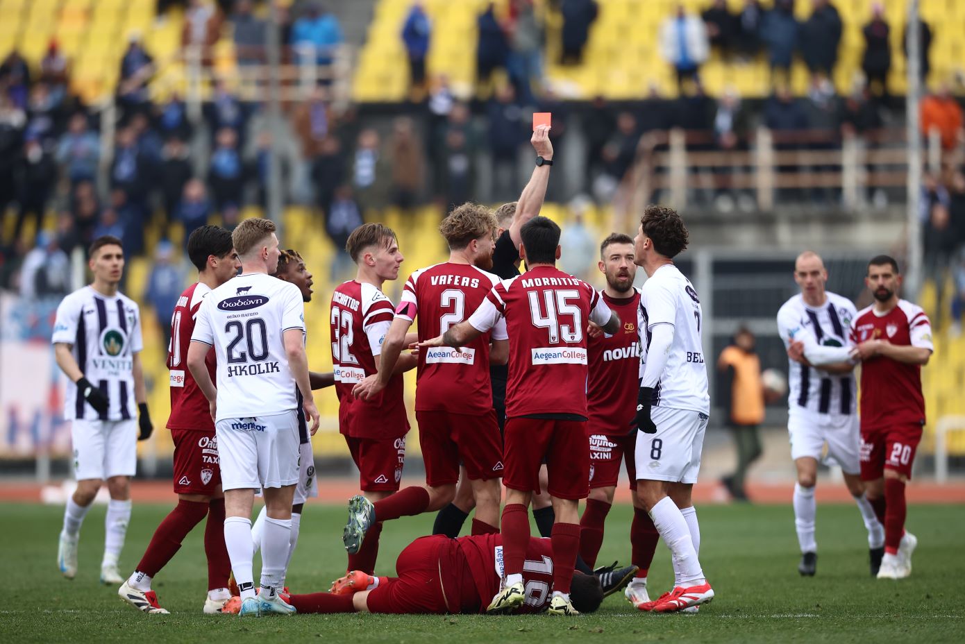 Βαθμός ανόδου (2-2) για την ΑΕΛ απέναντι στον Ηρακλή σε ματς &#8211; θρίλερ με νεύρα, και παραλίγο γενική σύρραξη