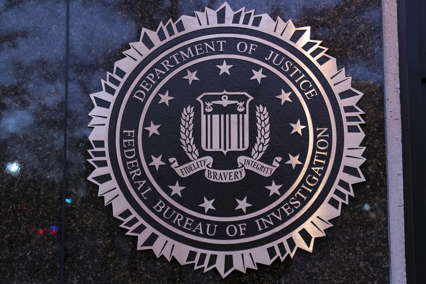 Προειδοποίηση του FBI για χρήστες iPhone και Android &#8211; Η νέα προηγμένη μέθοδος απάτης