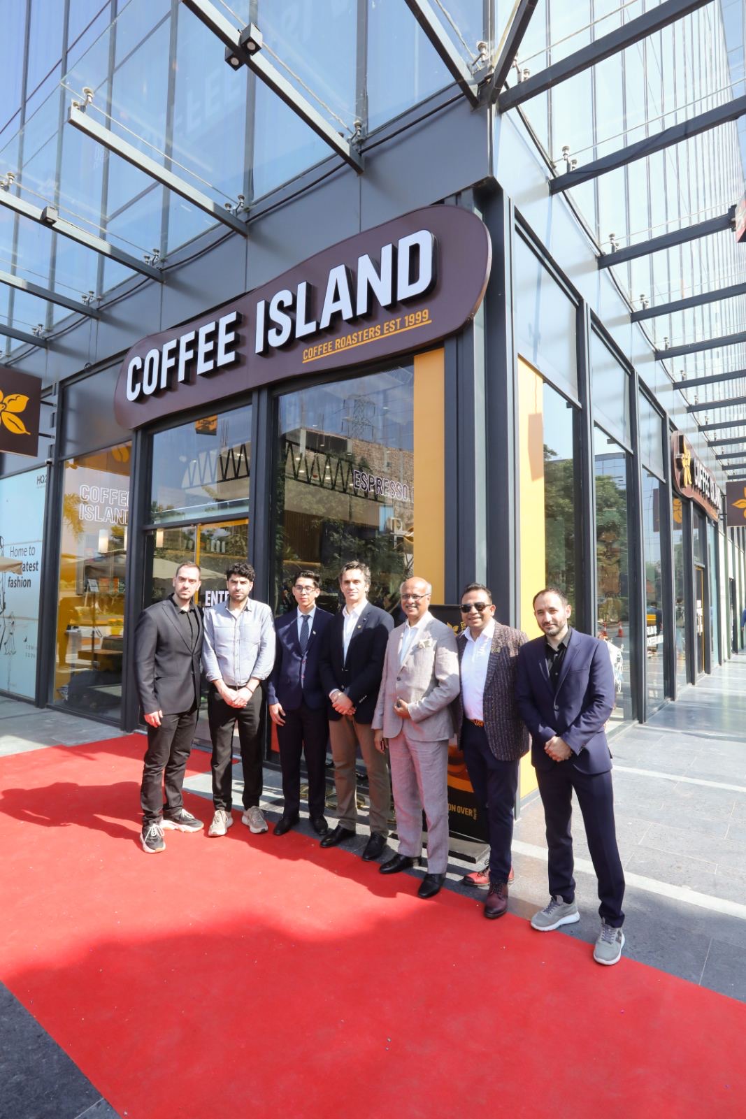 Η ελληνική αλυσίδα καφεστίασης Coffee Island άνοιξε κατάστημα στην Ινδία