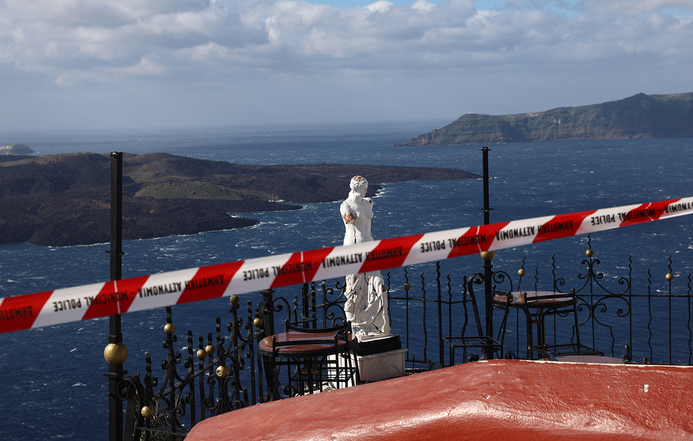 Σαντορίνη: Πάνω από 6.400 σεισμοί από τις 26 Ιανουαρίου μέχρι τις 3 Φεβρουαρίου, σύμφωνα με το ΕΚΠΑ