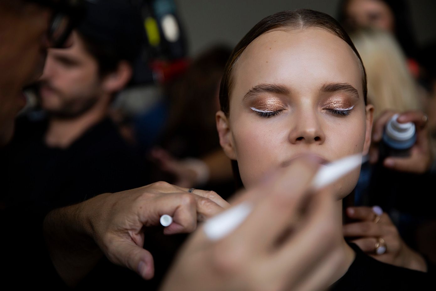 Eyeliner στην απόχρωση της λευκής πέρλας; Τρελαίνομαι