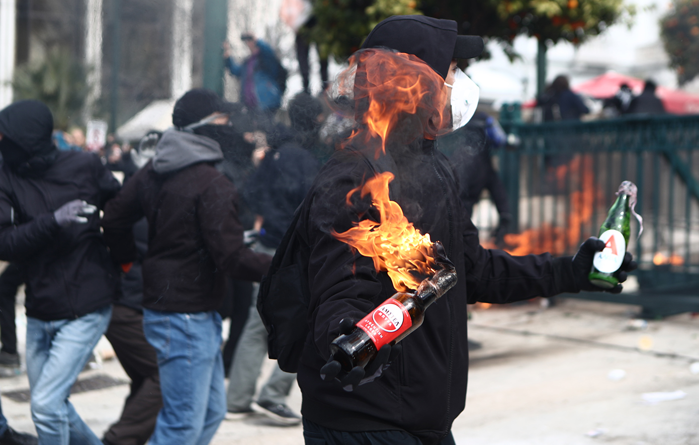 Μάριος Αθανασίου για Τέμπη: «Πολλοί από τους κουκουλοφόρους είναι ασφαλίτες, ξέρω μέχρι και πότε κάνουν διάλειμμα»