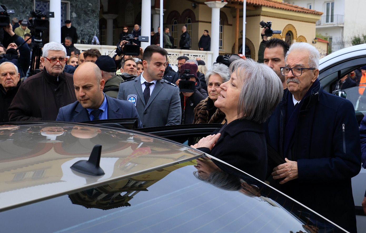 Οικογένεια Βασίλη Καλογήρου: Δεν ζητήσαμε εξαίρεση της Λεονταρή &#8211; Την Καρυστιανού «δείχνει» στην επιστολή της η ιατροδικαστής