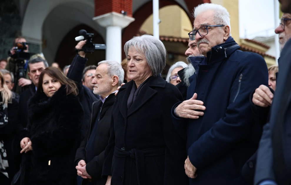 Συγκλόνισε ο θείος του Βασίλη Καλογήρου: Πιθανός ο θάνατος από στραγγαλισμό &#8211; «Σου έκοψαν το νήμα της ζωής σου άνομοι»