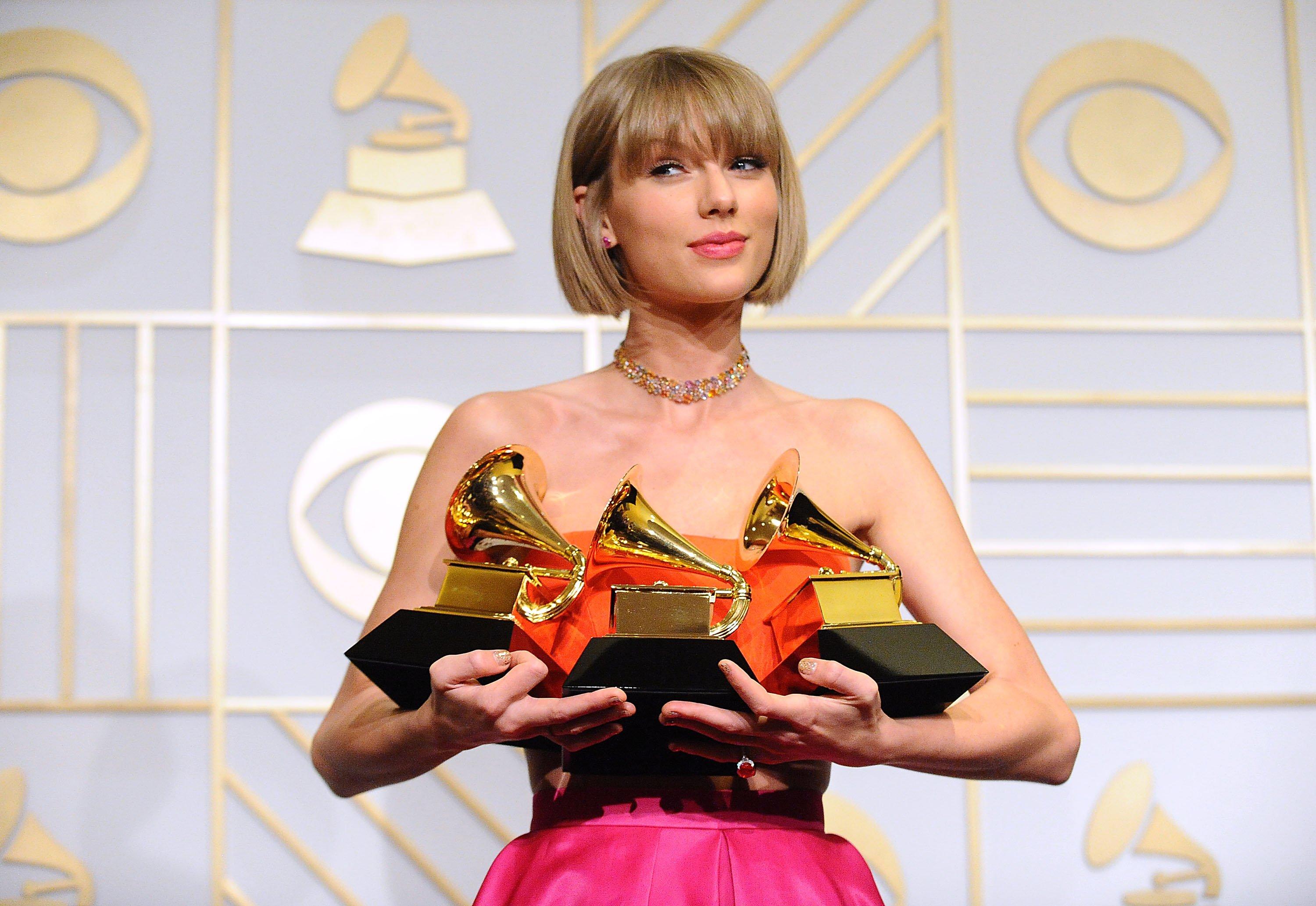 Θα απονείμει βραβείο στη φετινή τελετή των Grammy 2025 η Τέιλορ Σουίφτ