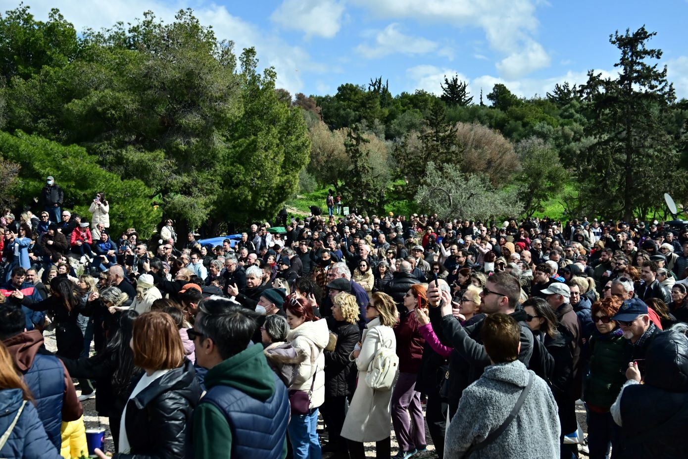 Γιόρτασε η Ελλάδα: Μουσική, χορός σαρακοστιανά και χαρταετοί γέμισαν τους ουρανούς